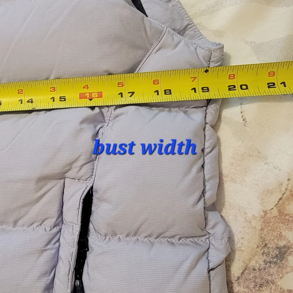 Spyder 700 fill power down puffer vest with zipper velcro closure and 2 pockets - Picture 8 of 9